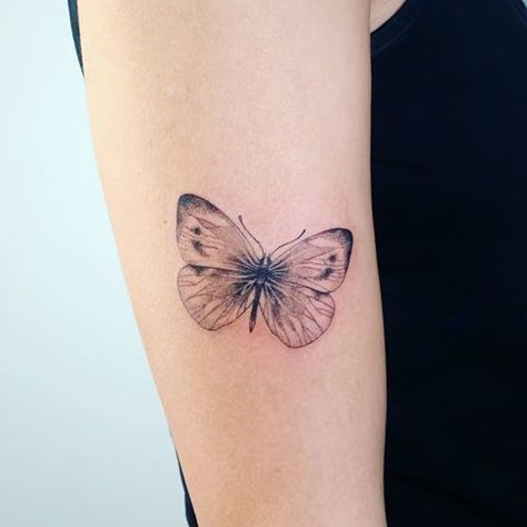 Ladies Tattoos, Monarch Tattoo, Cabbage White Butterfly, White Butterfly Tattoo, Traditional Butterfly Tattoo, Cabbage Butterfly, Butterfly With Flowers Tattoo, Small Tattoos For Women, Flying Tattoo