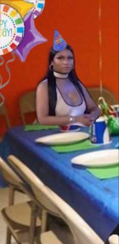 Nicki Minaj Birthday, Remember The Titans, Nicki Minaj Photos, Birthday Icon, Funny Profile, Funny Profile Pictures, Funny Pins, Nicki Minaj, Just For Laughs Videos