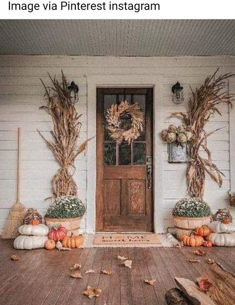 Fall Decor Ideas For Bedroom, Room Fall Decor Ideas, Living Room Fall Decor Ideas, Fall Decor Ideas For Living Room, Wallpaper Bedroom Wall, Fall Entryway Decor, Room Fall Decor, Fall Porch Decor Ideas, Fall Porch Ideas