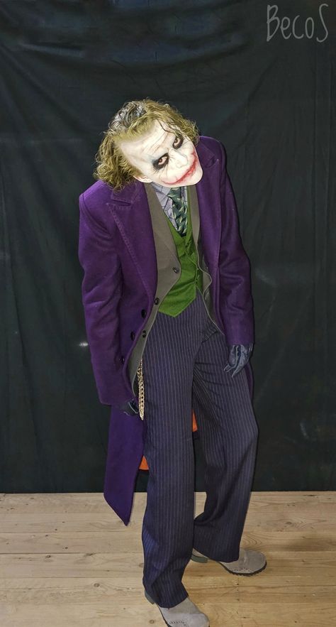 #Joker #tdk #cosplay #magnoliclothiers #heathledger Joker Guy Costume, Joker Costume Men Makeup, The Joker Costume Men, Joker Cosplay Men, Joker Outfit Men, Halloween Costume Men Scary, Diy Joker Costume Male, Cool Halloween Costumes Men, Joker Halloween Costumes Men