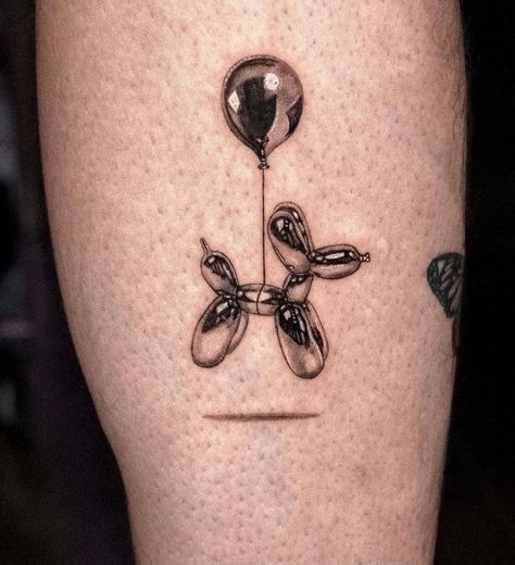 Small Chrome Tattoo, Chrome Balloon Tattoo, Microrealism Tattoo Ideas, Chrome Tattoo Designs, Blurry Tattoo, Chrome Tattoo, Microrealism Tattoo, Art Inspired Tattoos, Photography Drawing