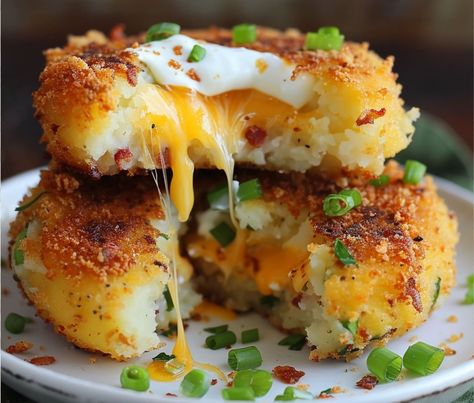 Cheesy Stuffed Potato Cakes – Chloe foods Stuffed Potato Cakes, Stuffed Potato, Potato Recipes Side Dishes, Potato Sides, Potato Cakes, Creamy Mashed Potatoes, Chicken Dishes Recipes, Potato Dishes, Vegetable Dishes