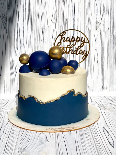 Navy And Silver Cake, Royal Blue And Gold Cake For Men, Dark Blue And Gold Cake, Simple Cake For Men Birthdays, Blue And White Cake For Men, 35 Birthday Cake For Men, Dark Blue Cake For Men, Blue White And Gold Cake, Birthday Cake Blue And Gold