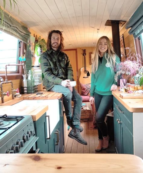 Houseboat Interior Design, Boat Decorating Ideas Interiors Cabin, Tiny Boat House, Canal Boat Interior Narrowboat, Narrowboat Office, Narrowboat Interiors Inspiration, Narrowboat Bathroom, Narrowboat Kitchen, Houseboat Design