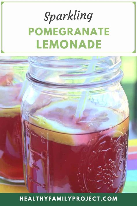 Sparkling Pomegranate Lemonade | This Sparkling Pomegranate Lemonade is refreshing and perfect for the adults and kids. Made with fresh lemons and a splash of pomegranate and sweetened with agave. | Healthy Family Project #healthy #drinks #lemonade #pomegranate rn Lemonade Healthy, Pomegranate Drink, Pomegranate Lemonade, Drinks Lemonade, Pomegranate Drinks, P F Chang, Pom Wonderful, Pink Fruit, Agave Nectar