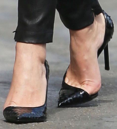 Keri Russell added an interesting touch to the classic black pumps in an embossed pair of Saint Laurent "Anja" pumps Celebrity Footwear, Sheer Polka Dot Top, Seductive Photos, Keri Russell, The Americans, Jimmy Kimmel Live, Beautiful High Heels, Jimmy Kimmel, Mission Impossible