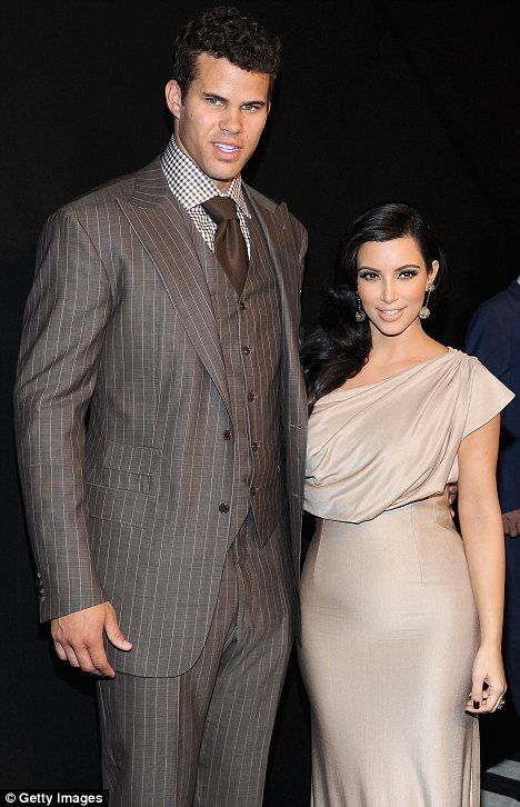 Kris Humphries sued by woman who claims he gave her Herpes Kim Kardashian Wedding Dress Kris, Kim Kardashian Kris Humphries, Kim Kardashian Wedding Dress, Kris Humphries, Kardashian Wedding, Kim Kardashian Wedding, Jordan Clarkson, Vince Vaughn, Bruce Jenner