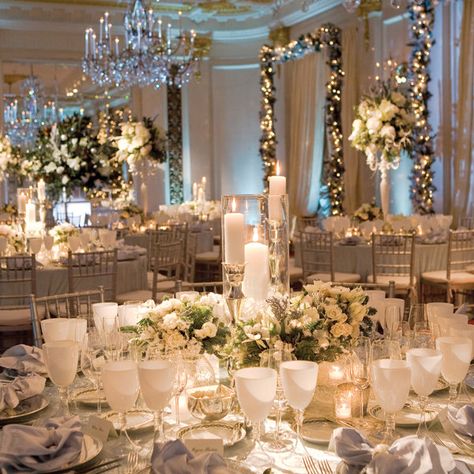 Winter Wedding Centerpieces, Flowers And Candles, Elegant Wedding Reception, Lights Wedding, Winter Wedding Colors, Winter Wedding Decorations, Bridal Guide, Winter Wonderland Wedding, Winter Wedding Dress