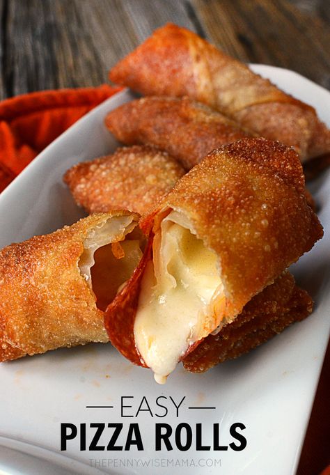 Wonton Wrapper Pizza Rolls, How To Make Pizza Rolls, Spring Roll Wrapper Ideas, Egg Roll Wrappers Things To Make With, Easy Pizza Rolls, Wrapper Recipes, Pizza Egg Rolls, Egg Roll Wrapper, Wonton Wrapper Recipes