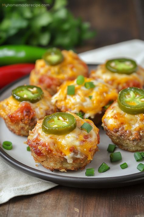 Jalapeño Popper Burger Bites Recipe | Cheesy Appetizer - My Home Made Recipe Jalepeno Popper Burger, Jalapeno Popper Burger, Jalapeno Popper Bites, Jalapeno Burger, Burger Bites, Cheesy Appetizer, Juicy Burgers, Spicy Appetizers, Stuffed Jalapenos With Bacon