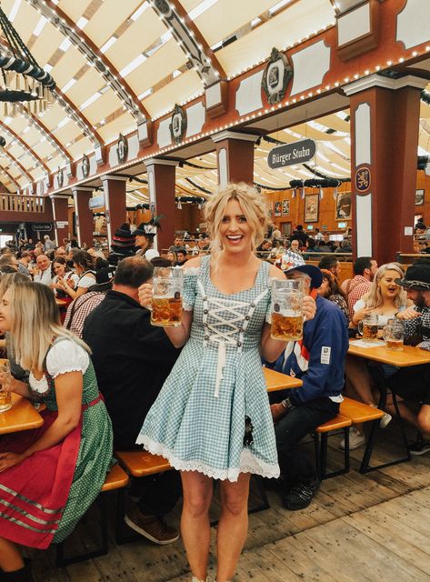 October Fest Outfit, Beer Festival Outfit, Oktoberfest Outfit Women, Octoberfest Outfits, Easy Garden Decor, German Beer Girl, Easy Garden Ideas, German Beer Festival, Dirndl Dress Oktoberfest