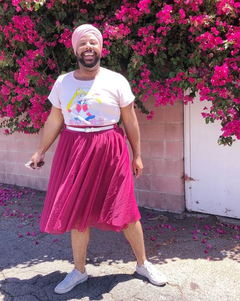 Queer Fashion Feminine, Skirt Outfits Plus Size, Party Outfit Plus Size, Non Binary Outfits, Non Binary Fashion, Genderqueer Fashion, Queer Women, Ripped Jeans Casual, Plus Style