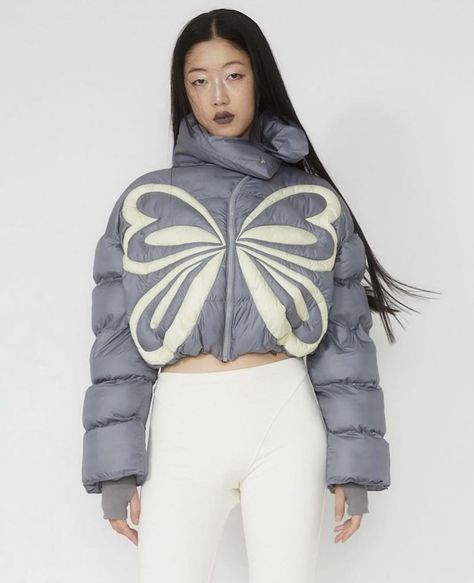 winter wonderland jacket puffer Grey Butterfly, Jacket Drawing, Puffa Jacket, Hole Dress, Puff Jacket, Puffy Jacket, Mesh Sleeves, Bandeau Top, Shearling Jacket