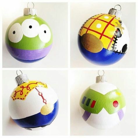 Toy Story Ornaments, Disney Diy Christmas Ornaments, Disney Christmas Diy, Disney Ornaments Diy, Disney Christmas Crafts, Disney Tree, Marvel Christmas, Geek Christmas, Deco Disney