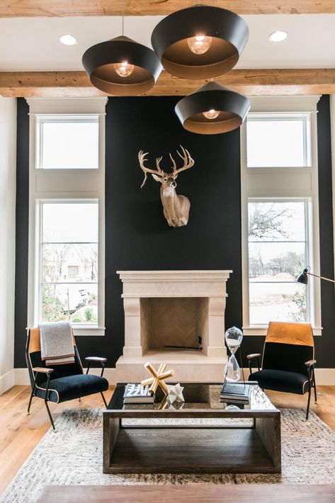 12 Ways to Add Vintage Style This Winter | HGTV Black Accent Wall Living Room, Black Walls Living Room, Rustic Contemporary Home, Fireplace Accent Walls, Fireplace Seating, Black Accent Walls, Black Living Room, Accent Walls In Living Room, Living Room Accents