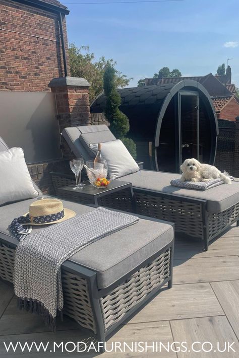 Cool off in the shade and stretch out on your sun lounger beneath a parasol, with Moda. Sun Loungers Garden, Garden Inspo, Cozy Backyard, Sun Loungers, British Garden, Sun Lounge, Garden Types, Rattan Garden Furniture, Spring Ideas