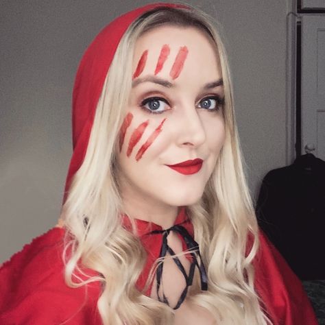 Little Red Riding Hood Halloween costume with fake blood Lil Red Riding Hood Makeup, Little Red Riding Hood Eye Makeup, Scary Red Riding Hood Makeup, Scary Little Red Riding Hood Costume, Red Riding Hood Sfx Makeup, Scary Kids Costumes, Halloween Makeup For Kids, Scary Kids, Red Riding Hood Costume