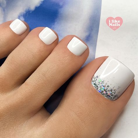 60+ Dazzling Summer Pedicure Ideas for More Fun in the Sun - Hairstylery White Pedicure Ideas Summer Toenails, 2023 Pedicure Ideas, White Toes With Glitter, White Glitter Toe Nails, White Toenails With Glitter, White Toe Nails Design, White Pedicure Toenails With Design, Glitter Toe Nail Designs, Pedicure With Glitter