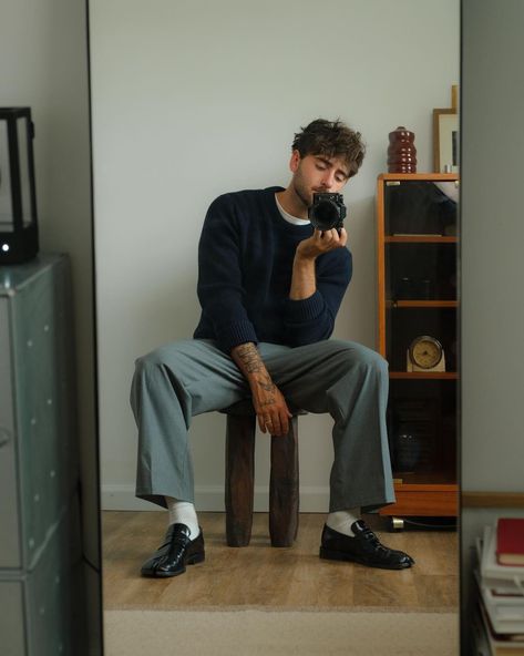 Loafer Outfit Men, Men Loafers Outfit, Tabi Loafers, Big Boy Clothes, Loafer Outfits, Loafers Men Outfit, Tattooed Man, Khaki Pants Outfit, 2024 Lookbook