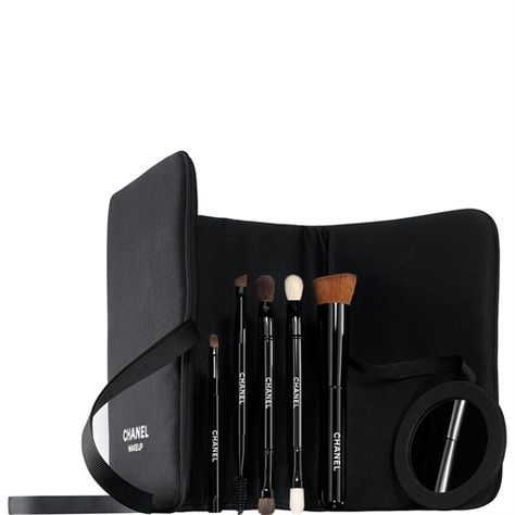 BRUSH UP - BRUSH SET Lips - Chanel Chanel Makeup Set, Chanel Brushes, Set Packaging, Chanel Cosmetics, Cream Eyeliner, Makeup Brush Bag, Makeup Room Decor, Jewelry Chanel, Chanel Collection