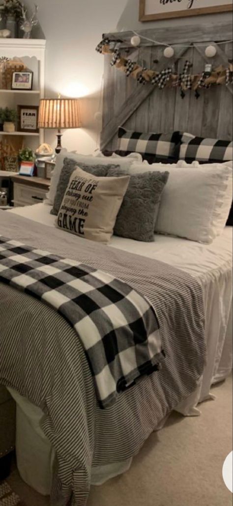 Country Rustic Bedding, Farmhouse Bedroom Comforter Sets, Buffalo Plaid Bedding Ideas, Farmhouse Bedroom Buffalo Plaid, Buffalo Plaid Bedroom Decorating Ideas, Farmhouse Bedding Buffalo Check, Plaid Bedroom Ideas, Farmhouse Brown Bedding, Country Style Bedroom Ideas