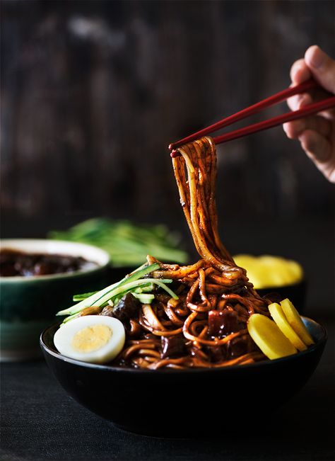 A savory black bean sauce loaded with seared pork belly & vegetables over soft, chewy noodles. Absolutely hearty, healthy & satisfying. ["Repinned by Keva xo"] Noodles Healthy, Chewy Noodles, Black Bean Noodles, Bean Noodles, Bean Sauce, Black Bean Sauce, Asian Noodles, Korean Dishes, Alfredo Sauce