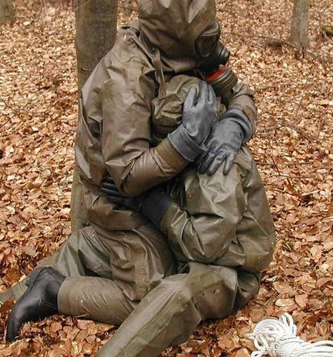 Nuclear Winter, Army Memes, Hazmat Suit, Army Humor, Hot Army Men, Arte Alien, Black Leather Biker Jacket, Cant Help Falling In Love, Human Poses Reference