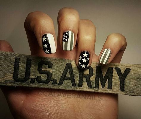 Army Acrylic Nails, Veteran Day Nails, Veterans Day Nail Designs, Veterans Day Nails, Army Nails Design, Army Nail Art, Country Nail Designs, Military Nails, July Nail Designs