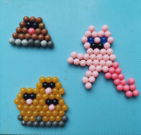 #pokemon #aquabeads #digglet #dugtrio #mew Christmas Aquabeads, Cute Aquabead Ideas, Aquabeads Templates Disney, Pokemon Aquabeads, Cute Aquabead Designs, Aqua Beads, Delica Beads, Lokai Bracelet, Bead Designs