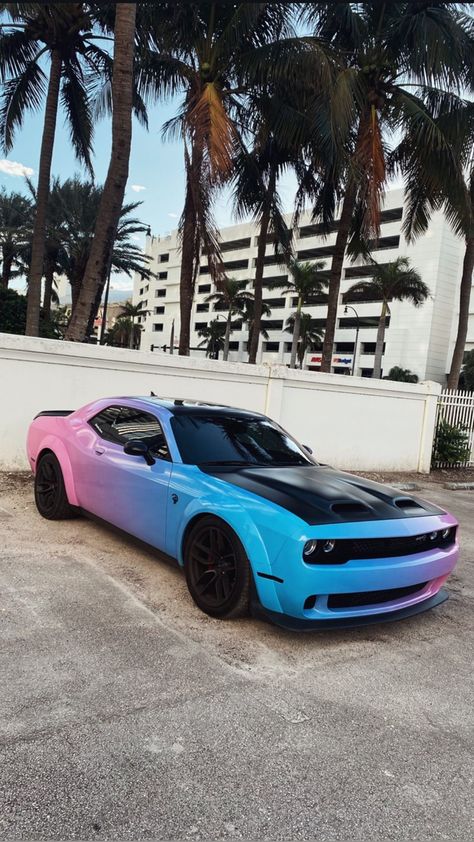 Dodge Redeye, Blue Hellcat Charger, Dodge Charger Srt Hellcat 2022, Widebody Hellcat Charger, Dodge Charger Srt Hellcat Widebody 2020, Dodge Challenger Hellcat Purple, Serie Bmw, Fast Sports Cars, Dodge Muscle Cars