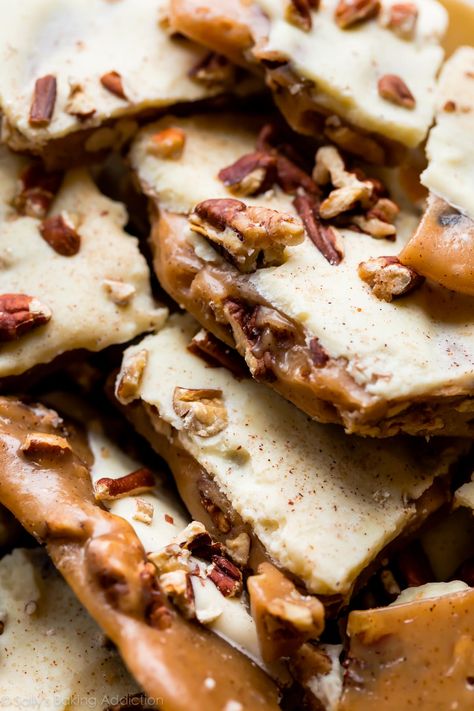 Chewy, buttery, and crunchy pumpkin spice toffee made on the stove with only 7 simple ingredients! Topped with white chocolate and toasted pecans. Recipe on sallysbakingaddiction.com Pumpkin Spice Toffee, Homemade Toffee, Sally's Baking, Homemade Candy, Pumpkin Treat, Oreo Dessert, S'mores, Homemade Candies, Toasted Pecans