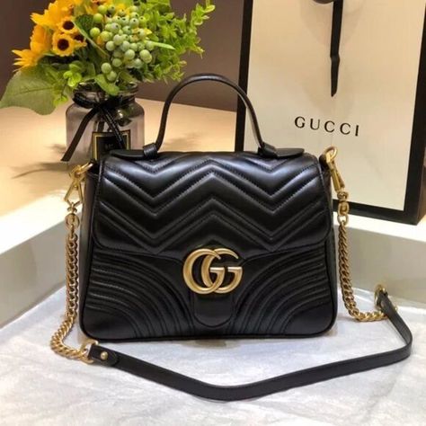 ✨Auth GUCCI Marmont GG Matelasse' Top Handle Small Black Calfskin EUC❤️ Gucci Bags Handbags, Gucci Handbag, Gucci Marmont, Bag Women Fashion, Gucci Handbags, Wallet Bag, Gucci Bags, Branded Bags, Handbag Backpack