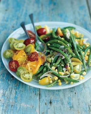 Recipe Green Beans, Chopped Salad Recipe, Canning Tomatoes, Summer Dishes, Green Bean Recipes, English Cucumber, Summer Vegetable, Plum Tomatoes, Chopped Salad