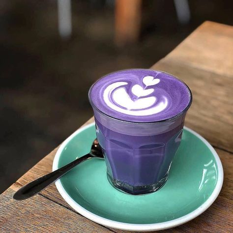 Let’s Get Coffeetized!⚡️ on Instagram: “Rate this Taro Latte from scale 1 to 10? ☕ Don't forget to visit our website at www.coffeetized.com. All sorts of coffee accessories at…” Purple Coffee Shop, Coffee Catering, Purple Cafe, Coffee Geek, Coffee Latte Art, Colorful Drinks, Purple Coffee, Purple Sweet Potatoes, Latte Recipe