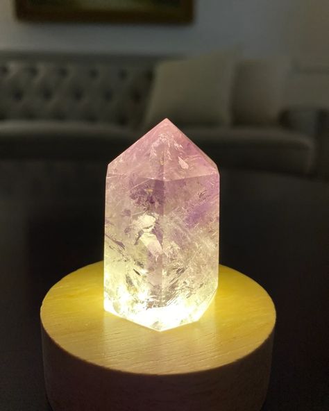 Amethyst Serenity Lamp by Conscious Items Promotes Sweet Dreams - Susan Said... WHAT?! Amethyst Lamp, Legends And Myths, Stunning Interiors, Gorgeous Gardens, Consciousness, Sweet Dreams, Garden Styles, Decorating Tips, Lamp Post