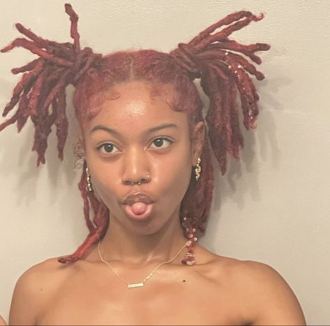 Medium Dreads Black Women, Split Dyed Locs, Yea Hairstyles, Dark Red Locs, Thick Locs On Black Women, Woman With Dreadlocks, Loc Colors, Red Locs, Loc Goals