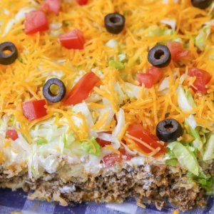 Easy Taco Bake, Taco Casserole Bake, Baked Tacos Recipe, Beef Casseroles, Taco Pie, Mexican Breakfast, Taco Bake, General Tso, Taco Casserole