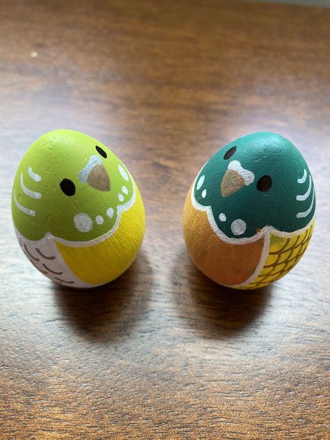 Egg Carton Art, Animal Easter Eggs, Egg Baby, Creative Easter Eggs, Candy Easter Basket, Dino Eggs, Egg Shell Art, Easter Egg Art, Painted Eggs