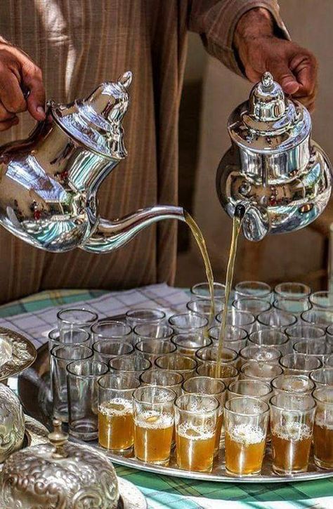 Luxury Europe, Arabic Tea, Moroccan Aesthetic, Moroccan Party, Moroccan Mint Tea, Moroccan Culture, Moroccan Art, Tea Glasses, Aesthetic Moodboard