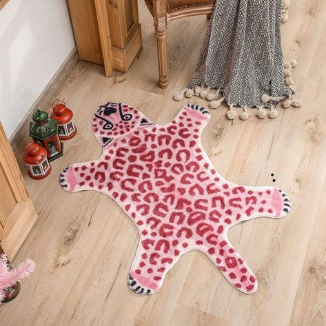 Leopard/Lions Print Rug, Faux Fu-r Cowhide Skin Rug Animal Printed Area Rug Carpet, Suitable as Bedroom Rug Home Decor Nursery Rugs Kids Mat, 112 x 74cm/44 x 29inch(Pink) #barbie #barbiecore #pinkinteriors #pinkdecor #barbiestyle #luxury #pink #pinkhomedecor #homedecorbarbie #barbiehouse Cheetah Print Rug, Animal Print Carpet, Pastel Aesthetic Room, Leopard Print Rug, Leopard Rug, Kids Mat, Skin Rugs, Plush Carpet, Printed Carpet