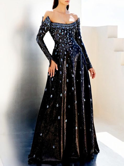 Royal Dresses Queens Fantasy, Jean Louis Sabaji, Fantasy Dresses, Royal Dresses, Queen Dress, Fantasy Gowns, فستان سهرة, Fantasy Dress, A Line Gown