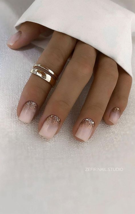 Autumn Nails Natural, Glitter Cuff Nails, Wedding Finger Nails, Nude Ombre Nails With Glitter, Wedding Party Nails, Glitter Short Nails, Nails For Brides, Short Wedding Nails, 70 Wedding