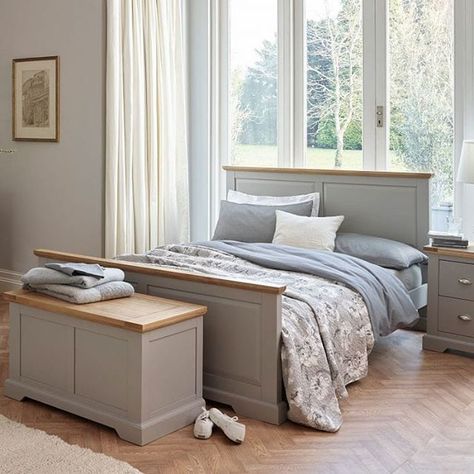 Add a splash of colour to your home with this stunning Louis Painted Grey and Smoked Oak Bed. The close match to Farrow & Ball's Ammonite will give you a sense of tradition with the cut out plinth and tapered cornice style Oak top. Oak Furniture Land, Painted Living Room Furniture, Grey Bed, Grey Bedroom Furniture, Wood Bedroom Sets, Painted Beds, Oak Bedroom Furniture, Black Bedroom Furniture, Oak Furnitureland