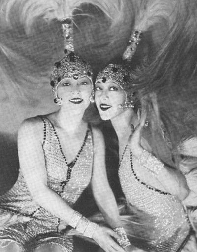 dollySisters Mr Selfridge, Dolly Sisters, Ziegfeld Girls, New Paris, Cabaret, Vintage Beauty, Picture Photo, Vintage Photos, Timeless Beauty