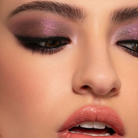 Plum Eyeshadow, Everyday Eyeshadow, Makeup News, Vibrant Eyes, Sigma Beauty, Purple Eyeshadow, Lose Yourself, Dusty Purple, Eyeshadow Tutorial