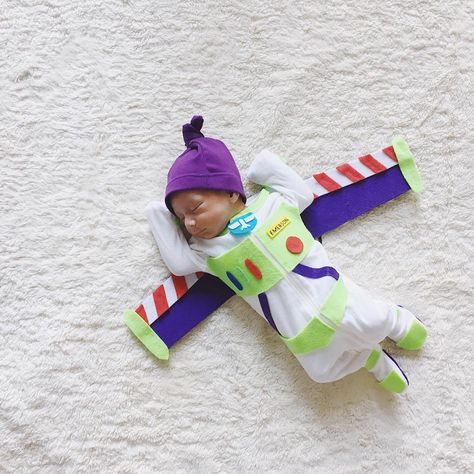 DIY Buzz Lightyear costume. 1 month old. Baby Buzz Lightyear Costume, Buzz Lightyear Photoshoot, 1 Month Old Halloween Costume, 4 Month Old Halloween Costume, Diy Buzz Lightyear Costume, Diy Buzz Light Year Costume Toddler, Halloween Costumes Buzz Lightyear, Buzzlight Year Halloween Costumes, Disfraz Buzz Lightyear