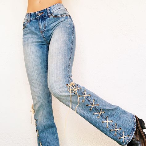 Early 2000s lace up flare jeans by Younique! Slightly stretchy and super flattering. Marked as size 1. Approximate measurements: 27" waist (low waisted!), 35" hips, super low 7.5" rise, 32" inseam Low Waist Y2k Jeans, Lace Up Side Jeans, Lace Up Jeans 2000s, Lace Jeans Diy, Flare Jeans With Designs, Early 2000s Jeans, Lace Up Jeans Outfit, Diy Flare Jeans, Lace Up Flare Jeans