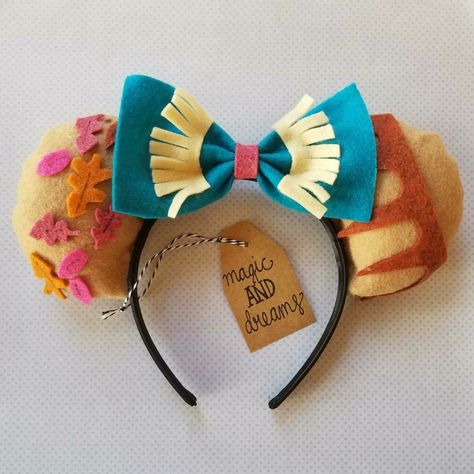 Disney Diys, Wolf Cubs, Micky Ears, Ear Ideas, Diy Mickey Ears, Disney Time, Disney Mickey Ears, Disney Pocahontas, Disney Mouse