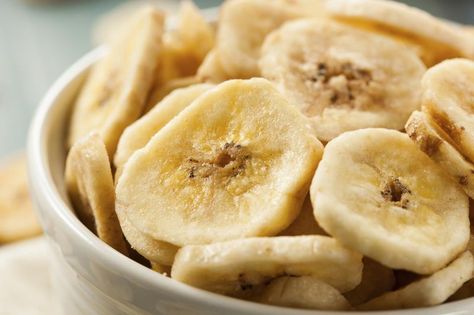 Which Dried Fruit Is Healthiest? | Resistant Starch Foods, Starch Foods, Resistant Starch, Nutritional Cleansing, List Of Foods, Dried Bananas, Carbohydrates Food, Pregnancy Nutrition, Banana Chips