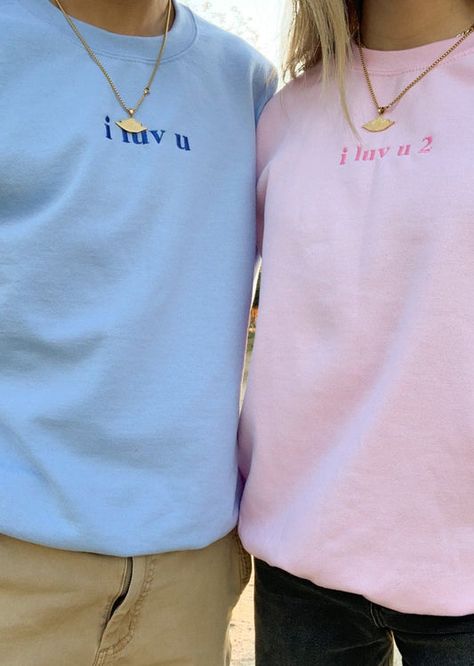 BOXEDTRENDS 2 Couples, Thread Photo, Matching Hoodies, Luv U, Cute Couple Gifts, Quoi Porter, Couples Sweatshirts, Yellow Hoodie